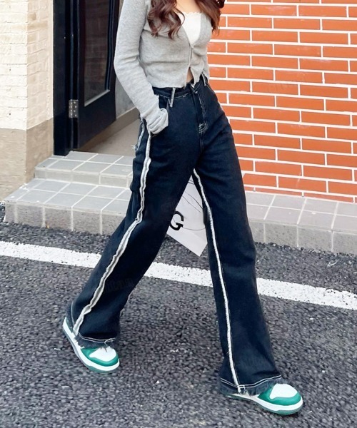 Dalfwin（ダールフィン）の「韓国ファッション アウトステッチダメージデニムパンツ ジーンズ（デニムパンツ・レディース・ブラック/ダークブルー・SMALL/MEDIUM/LARGE）」の3枚目の写真