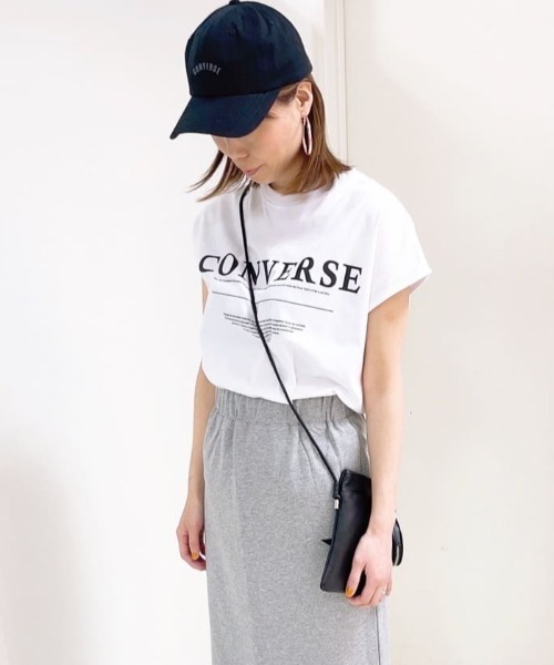 CONVERSE(コンバース)の「CONVERSE コンバース サイドスリット入りフレンチスリーブTシャツ(Tシャツ/カットソー・レディース・ブラック/ホワイト/ライトベージュ・L/M)」の1枚目の写真