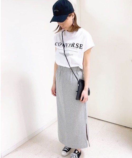 CONVERSE(コンバース)の「CONVERSE コンバース サイドスリット入りフレンチスリーブTシャツ(Tシャツ/カットソー・レディース・ブラック/ホワイト/ライトベージュ・L/M)」の17枚目の写真