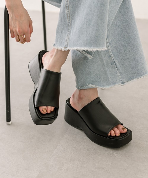 mystic（ミスティック）の「ボリュームサンダル（サンダル・レディース・ブラック/アイボリー・36/37/38）」の12枚目の写真