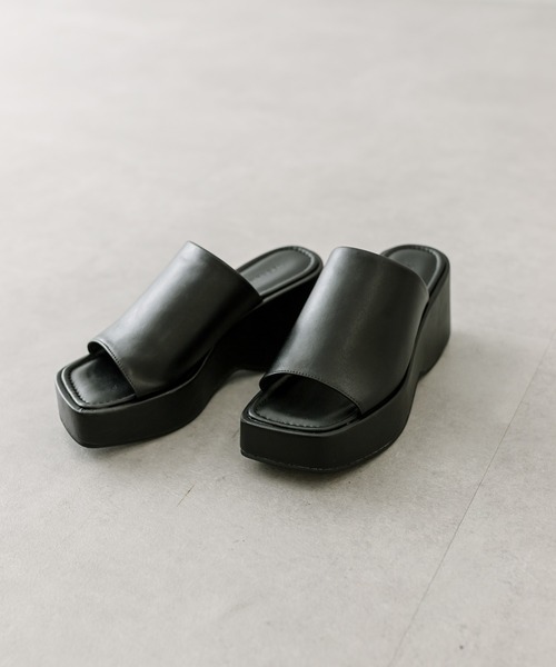 mystic（ミスティック）の「ボリュームサンダル（サンダル・レディース・ブラック/アイボリー・36/37/38）」の15枚目の写真