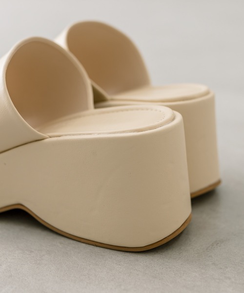 mystic（ミスティック）の「ボリュームサンダル（サンダル・レディース・ブラック/アイボリー・36/37/38）」の9枚目の写真