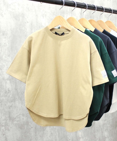 THE CASUAL(カジュアル)の「BIGシルエット 無地半袖ヘムT(Tシャツ/カットソー・キッズ・オフホワイト/ベージュ/ダークグリーン/杢グレー/チャコール/ブラック・160cm/140cm/120cm/150cm/130cm/110cm)」の1枚目の写真