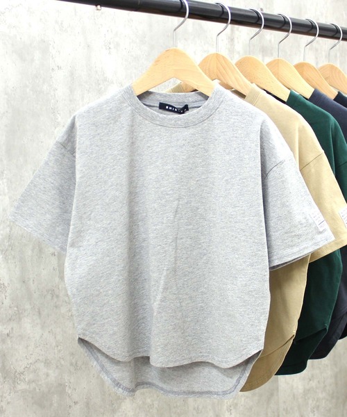 THE CASUAL(カジュアル)の「BIGシルエット 無地半袖ヘムT(Tシャツ/カットソー・キッズ・オフホワイト/ベージュ/ダークグリーン/杢グレー/チャコール/ブラック・160cm/140cm/120cm/150cm/130cm/110cm)」の4枚目の写真