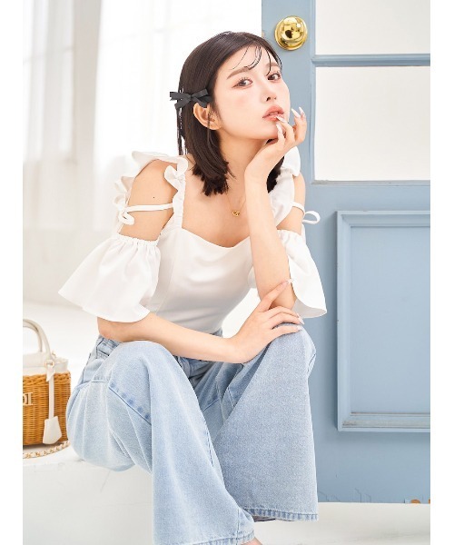 Darich(ダーリッチ)の「オープンショルダーリボンブラウス(シャツ/ブラウス・レディース・ホワイト/サックスブルー/ブラック・FREE)」の16枚目の写真