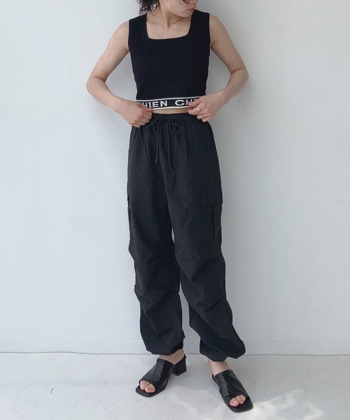 AS KNOW AS plus(アズノゥアズプラス)の「〇シャカナイロンミリタリーカーゴパンツ(カーゴパンツ・レディース・アイボリー/カーキ/サックスブルー/ブラック/グレー/ピンク・FREE)」の12枚目の写真