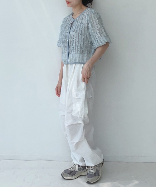 AS KNOW AS plus(アズノゥアズプラス)の「〇シャカナイロンミリタリーカーゴパンツ(カーゴパンツ・レディース・アイボリー/カーキ/サックスブルー/ブラック/グレー/ピンク・FREE)」の13枚目の写真