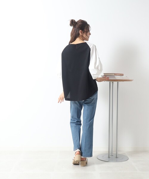 SHOO・LA・RUE（シューラルー）の「◆ボリューム袖が華奢見え。異素材ねじりトップス（Tシャツ/カットソー・レディース・ブラック系4/ライトグリーン系/ベージュ系その他7・00）」の10枚目の写真
