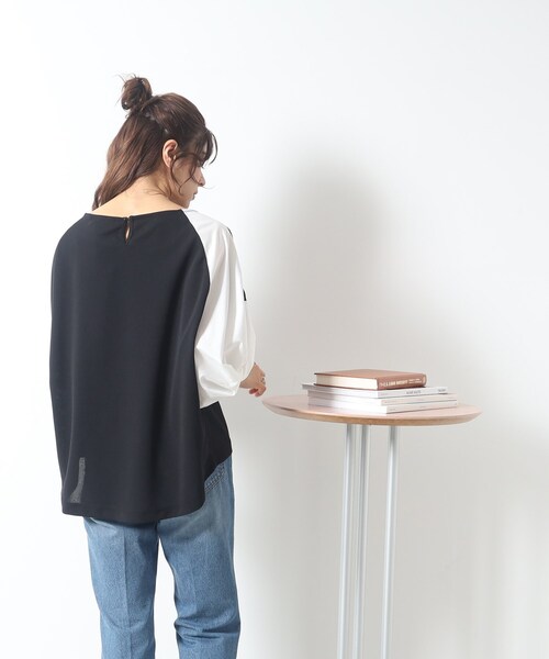 SHOO・LA・RUE（シューラルー）の「◆ボリューム袖が華奢見え。異素材ねじりトップス（Tシャツ/カットソー・レディース・ブラック系4/ライトグリーン系/ベージュ系その他7・00）」の4枚目の写真