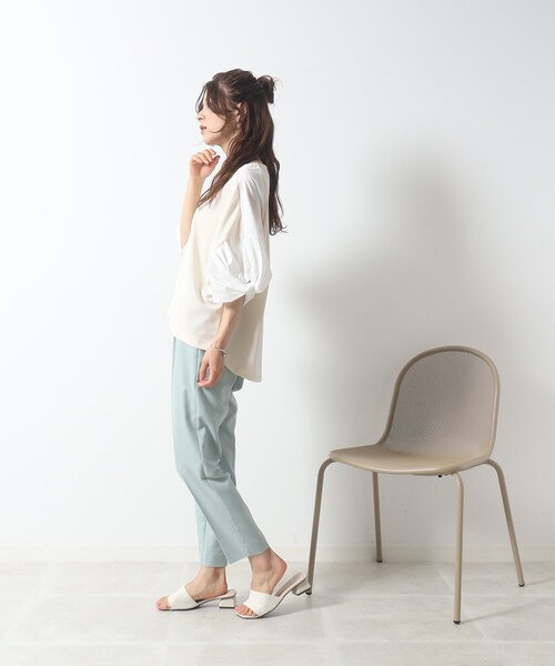 SHOO・LA・RUE（シューラルー）の「◆ボリューム袖が華奢見え。異素材ねじりトップス（Tシャツ/カットソー・レディース・ブラック系4/ライトグリーン系/ベージュ系その他7・00）」の18枚目の写真
