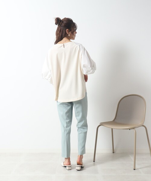 SHOO・LA・RUE（シューラルー）の「◆ボリューム袖が華奢見え。異素材ねじりトップス（Tシャツ/カットソー・レディース・ブラック系4/ライトグリーン系/ベージュ系その他7・00）」の15枚目の写真