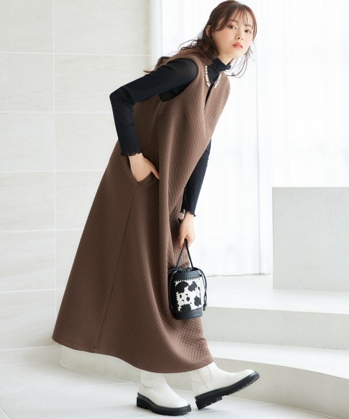 miclat（ミクラ）の「大きいサイズ　キーネックキルティングワンピース　miclat（ワンピース・レディース・ブラック/ブラウン・L/LL/3L/4L/5L）」の14枚目の写真