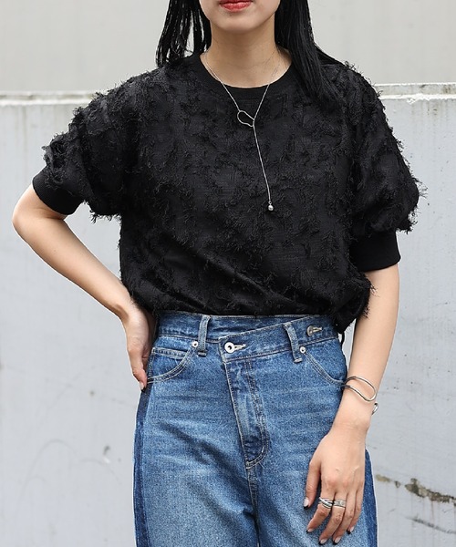 COLONY 2139（コロニートゥーワンスリーナイン）の「フリンジジャガードクルーネックパフスリーブプルオーバー（シャツ/ブラウス・レディース・オフホワイト/ブラック・FREE）」の17枚目の写真