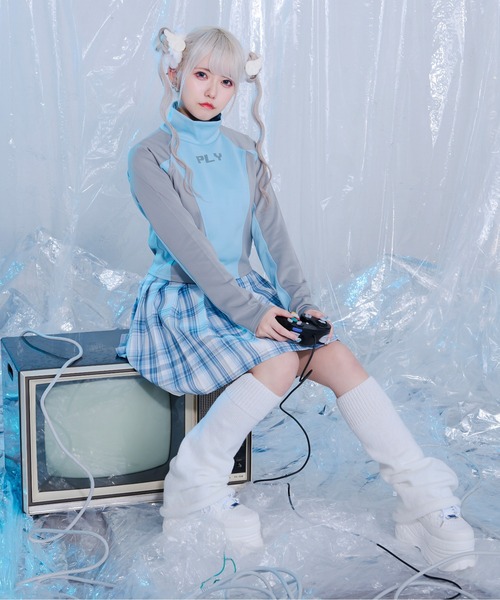 Pal elfy（パルエルフィー）の「ハイネックサイバージャージ（ジャージ