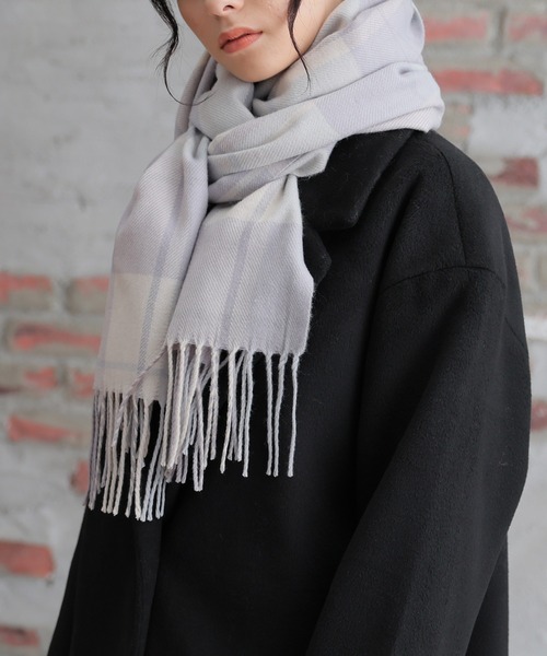 Honeys（ハニーズ）の「大きめチェック柄マフラー（マフラー・レディース・ピンク系その他2/ブルー系その他/グレー系その他2/グレー系その他/ベージュ系その他/サックスブルー系1/ネイビー系/サックスブルー系/ピンク系その他・FREE）」の7枚目の写真