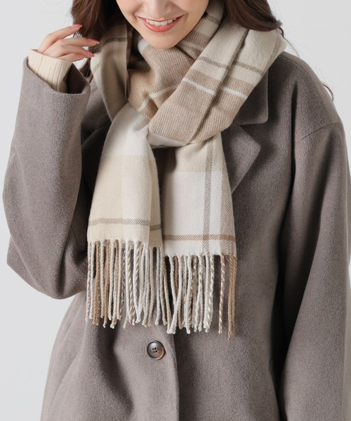 チェック柄 ベージュ系 マフラー Honeys（ハニーズ）の「大きめチェック柄マフラー（マフラー