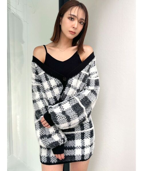 GYDA（ジェイダ）の「【セットアップ着用可】2WAYシャギーCHECK PATTERN ニット トップス（ニット/セーター・レディース・ブラック/アイボリー・FREE）」の6枚目の写真