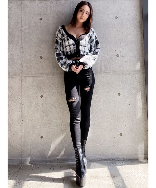 GYDA（ジェイダ）の「【セットアップ着用可】2WAYシャギーCHECK PATTERN ニット トップス（ニット/セーター・レディース・ブラック/アイボリー・FREE）」の17枚目の写真