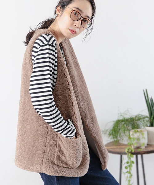 studio CLIP（スタディオクリップ）の「アソートファーベスト（ベスト・レディース・ライトグレー/ベージュ/モカ/スモーク・FREE）」の20枚目の写真