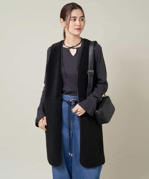 a.v.v(アーヴェヴェ)の「フェイクボアロングジレ(ベスト・レディース・アイボリー/ブラック・38/36/40)」の5枚目の写真