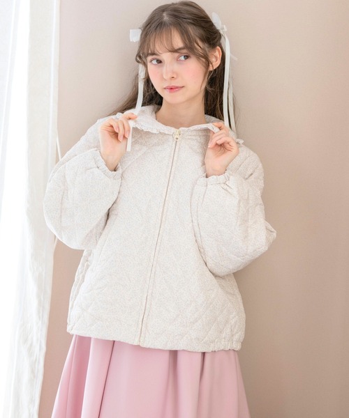 Catherine Cottage（キャサリンコテージ）の「小花柄キルトジャケット（その他アウター・キッズ・ベージュ/ライラック・160/110/120/140/130/150）」の21枚目の写真