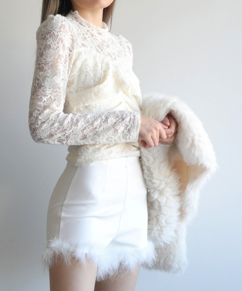 Jasmine Grandiflorum（ジャスミングランディフローラム）の「【Jasmine】ファー付きハイウエストショートパンツ（その他パンツ・レディース・ホワイト/ブラック・MEDIUM/SMALL）」の17枚目の写真