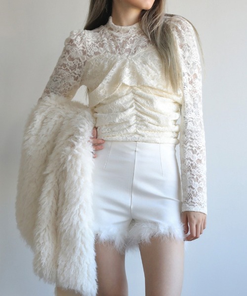 Jasmine Grandiflorum（ジャスミングランディフローラム）の「【Jasmine】ファー付きハイウエストショートパンツ（その他パンツ・レディース・ホワイト/ブラック・MEDIUM/SMALL）」の12枚目の写真