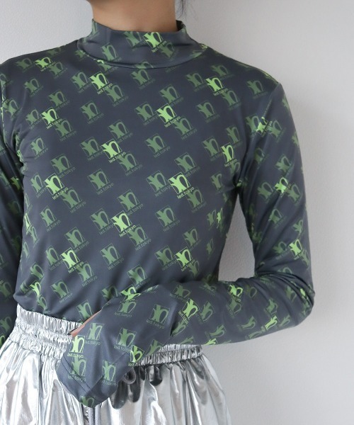 led.tokyo（レッドトウキョウ）の「【led.tokyo】HIGH NECK ORIGINAL PRINT TOPS（その他トップス・レディース・ブラック/グレー/レッド・FREE）」の16枚目の写真