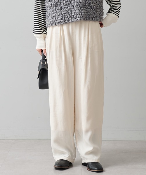 PUAL CE CIN（ピュアルセシン）の「パウダーサテンイージーパンツ（その他パンツ・レディース・ベージュ/ブラック/アイボリー・FREE）」の7枚目の写真