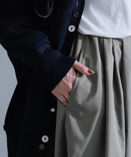 kOhAKU（コハク）の「『ボリュームワイドパンツ』（その他パンツ・レディース・グレー/ブラック・FREE）」の21枚目の写真