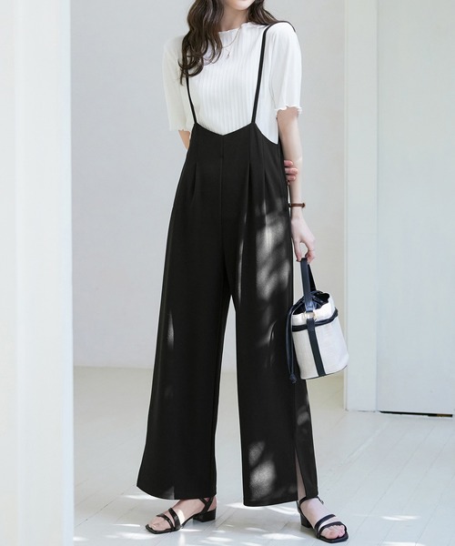 CHAN ME（チャンミ）の「カットジョーゼットタックサロペット（サロペット/オーバーオール・レディース・ブラック・LARGE/MEDIUM）」の2枚目の写真