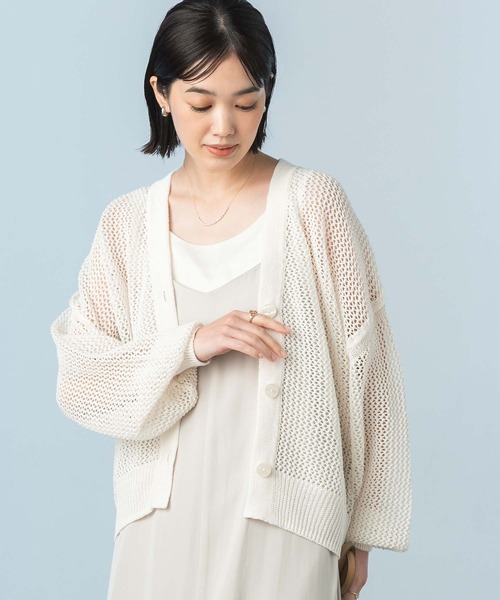 Gready Brilliant(グレディブリリアン)の「ギマメッシュVネックカーディガン(カーディガン/ボレロ・レディース・オフホワイト/ライトグレー/イエロー・FREE)」の2枚目の写真