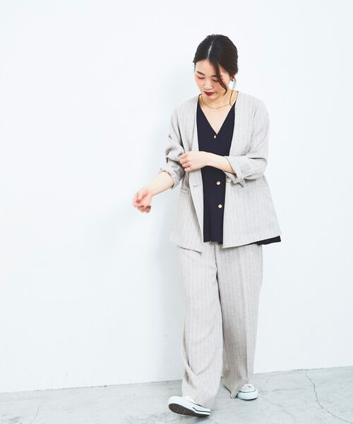 le.coeur blanc（ルクールブラン）の「リネンライクストライプノーカラージャケット（ノーカラージャケット・レディース・ベージュ系その他3/ブルー系その他4・38）」の13枚目の写真