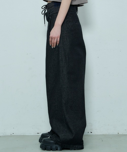 AIVER（アイバー）の「AIVER　レイヤードバギーデニムスラックス（デニムパンツ・メンズ・ブラック/グレー・SMALL/MEDIUM/LARGE）」の5枚目の写真