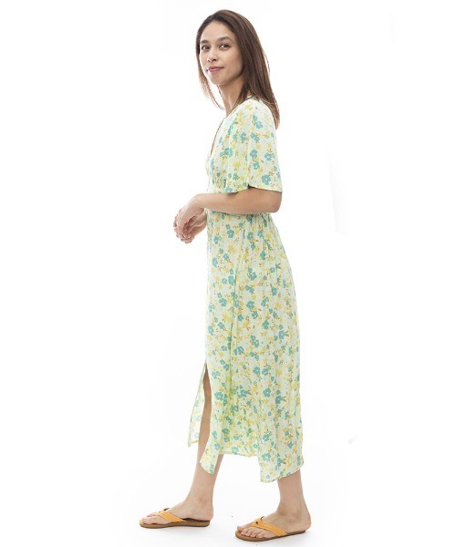 BILLABONG(ビラボン)の「BILLABONG レディース YOUR GIRL ドレス 【2024年春夏モデル】/ビラボンレトロボタニカル柄ロングワンピース(ワンピース・レディース・マルチ・SMALL)」の3枚目の写真