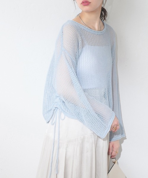 natural couture(ナチュラルクチュール)の「メッシュサイドドロストプルオーバー(Tシャツ/カットソー・レディース・ナチュラル/ブルー/グレイッシュベージュ/ブラック・FREE)」の4枚目の写真