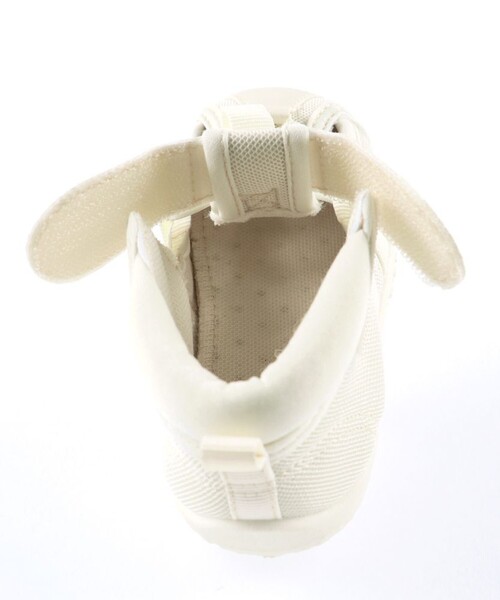 BRANSHES（ブランシェス）の「水抜きソールサンダル（サンダル・キッズ・ブラック/ラベンダー/アイボリー/ブルー/ピンク・15.0cm/16.0cm/18.0cm/19.0cm/20.0cm/21.0cm/14.0cm/17.0cm）」の17枚目の写真