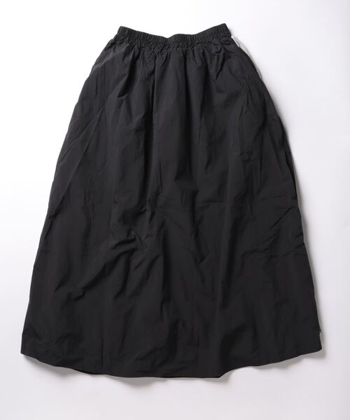 STYLEBLOCK（スタイルブロック）の「綿タッチタフタサイドラインフレアスカート（スカート・レディース・ブラック/アイボリー/ライトグレー・M）」の4枚目の写真