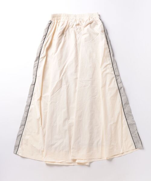 STYLEBLOCK（スタイルブロック）の「綿タッチタフタサイドラインフレアスカート（スカート・レディース・ブラック/アイボリー/ライトグレー・M）」の7枚目の写真