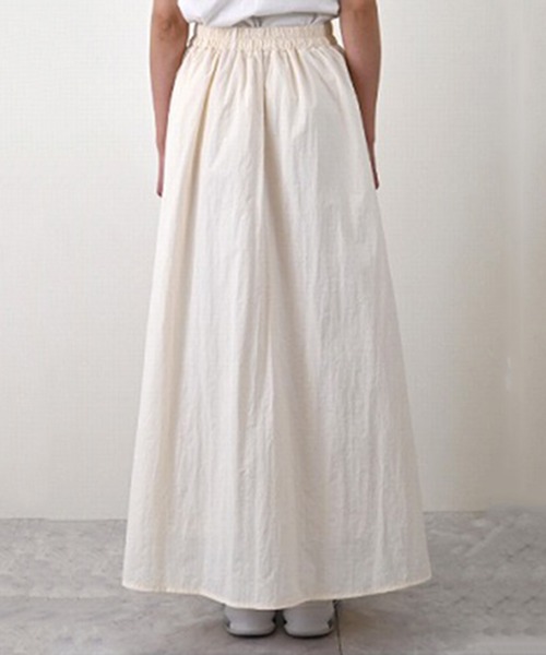 STYLEBLOCK（スタイルブロック）の「綿タッチタフタサイドラインフレアスカート（スカート・レディース・ブラック/アイボリー/ライトグレー・M）」の5枚目の写真