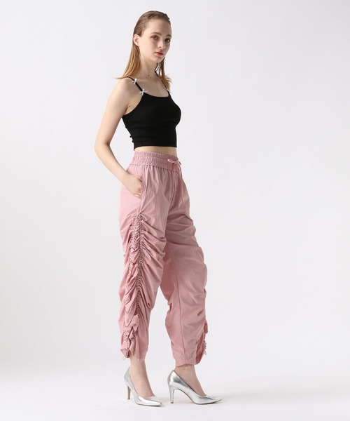 FOREVER 21(フォーエバー トゥエンティーワン)の「【2024SS】ギャザーボリュームパンツ(カーゴパンツ・レディース・オフホワイト/ブラック/ピンク・SMALL/MEDIUM)」の22枚目の写真