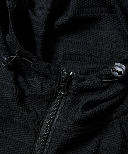 Jonas Claesson（ジョナスクレアッソン）の「JONAS CLAESSON/ジョナスクレアッソン ラッシュパーカー/フルジップパーカー/ラッシュガード/水陸両用（ラッシュガード・メンズ・ブラック・MEDIUM/LARGE）」の7枚目の写真