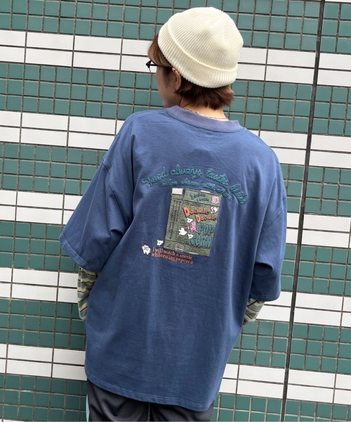 DOUBLE NAME（ダブルネーム）の「POPCORN BOX BACK刺繍TEE/ユニセックス（Tシャツ/カットソー・レディース・レッド/ネイビー/オフホワイト・FREE）」の10枚目の写真