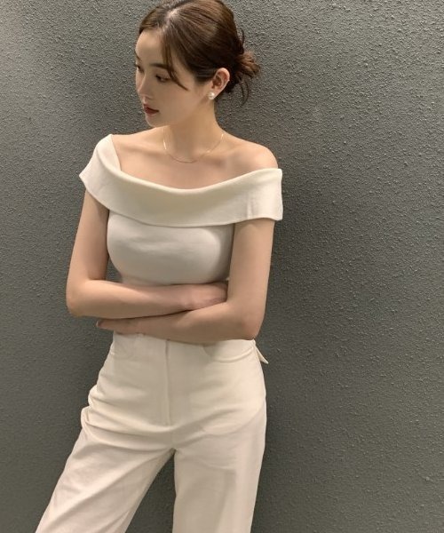COMON+(コモンプラス)の「きれい目オフショルダーニットトップス(Tシャツ/カットソー・レディース・ブラック/ホワイト/ブラック×ホワイト・FREE)」の10枚目の写真
