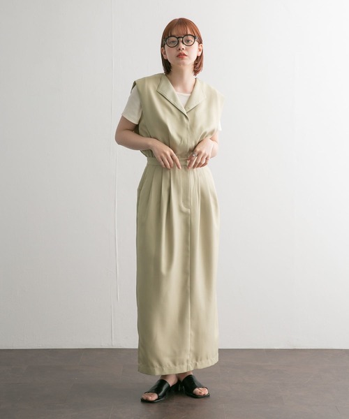 KBF（ケイビーエフ）の「デザインヒールスクエアトゥミュール（サンダル・レディース・ライトブルー/ブラック・38/36/37）」の16枚目の写真