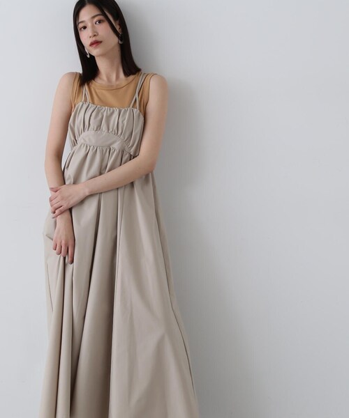 N.（N. Natural Beauty Basic）（エヌエヌナチュラルビューティーベーシック）の「◆ダブルストラップキャミワンピース（ワンピース・レディース・ブラック/ベージュ・MEDIUM）」の2枚目の写真