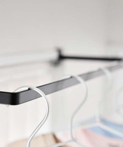 tower（タワー）の「tower（タワー）室内物干しハンガー 奥行ワイド（ランドリーグッズ・レディース・ブラック/ホワイト・ONE SIZE）」の20枚目の写真