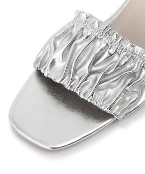 NATURAL BEAUTY BASIC（ナチュラルビューティーベーシック）の「◇シャーリングミュール（サンダル・レディース・シルバー/ブラック・SMALL/MEDIUM）」の6枚目の写真