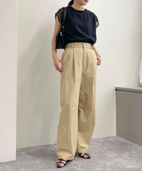 fredy emue(フレディエミュ)の「シアーレイヤードノースリーブブラウス(シャツ/ブラウス・レディース・オフホワイト/ブラック/ライトグレー・38)」の19枚目の写真