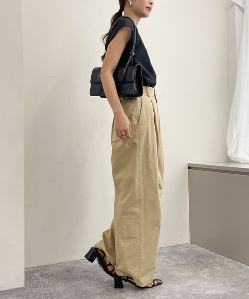 fredy emue(フレディエミュ)の「シアーレイヤードノースリーブブラウス(シャツ/ブラウス・レディース・オフホワイト/ブラック/ライトグレー・38)」の20枚目の写真